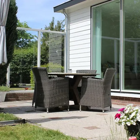 Vakantiehuis Aan Zee Sint Maartensvlotbrug