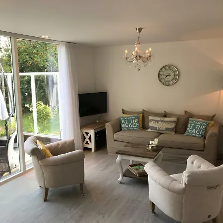 Aan Zee Sint Maartensvlotbrug