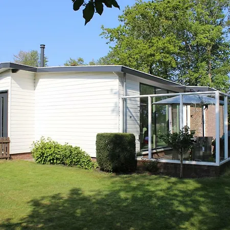 Aan Zee Holiday home *