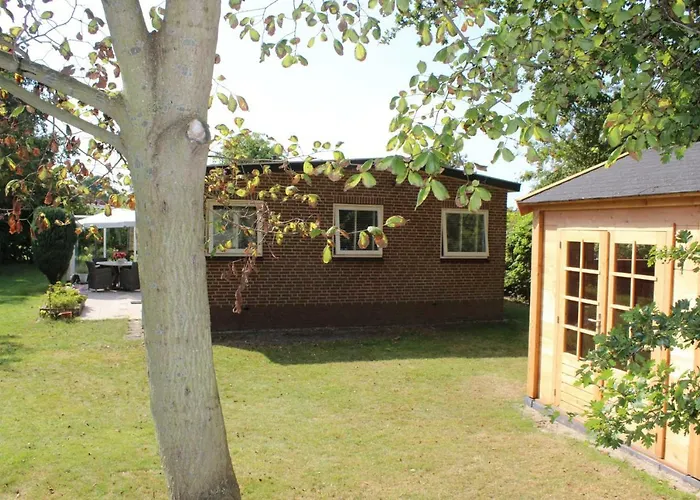 Aan Zee Vakantiehuis Sint Maartensvlotbrug